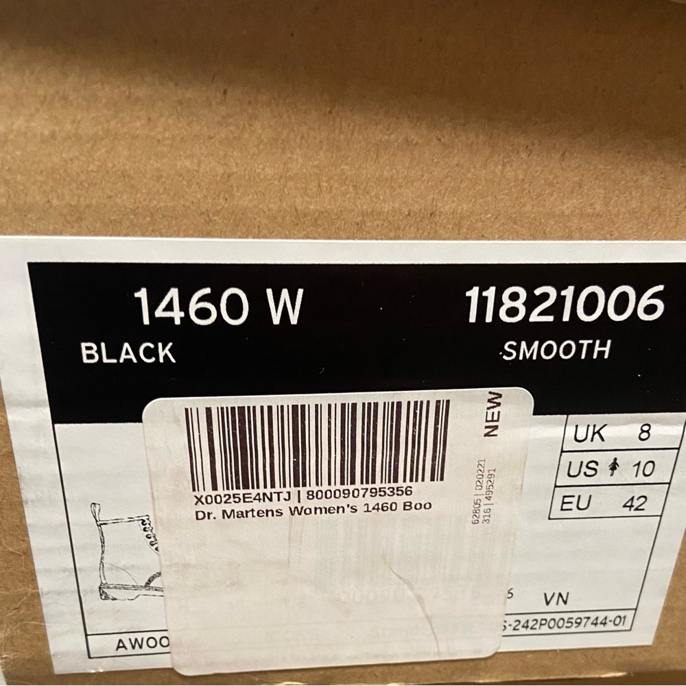 NWT Dr. Martens Women's 1460 Re-Invented 8 Eye Lace Up Boot US Sz 10 - Picture 6 of 7